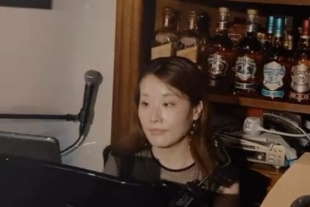 9/8は北條百香里さんのピアノ演奏です。
