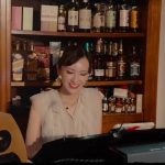 10/31はすみれさんのピアノ演奏です。