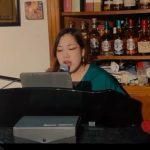 11/22は初川みちさんのピアノ弾き語りです。